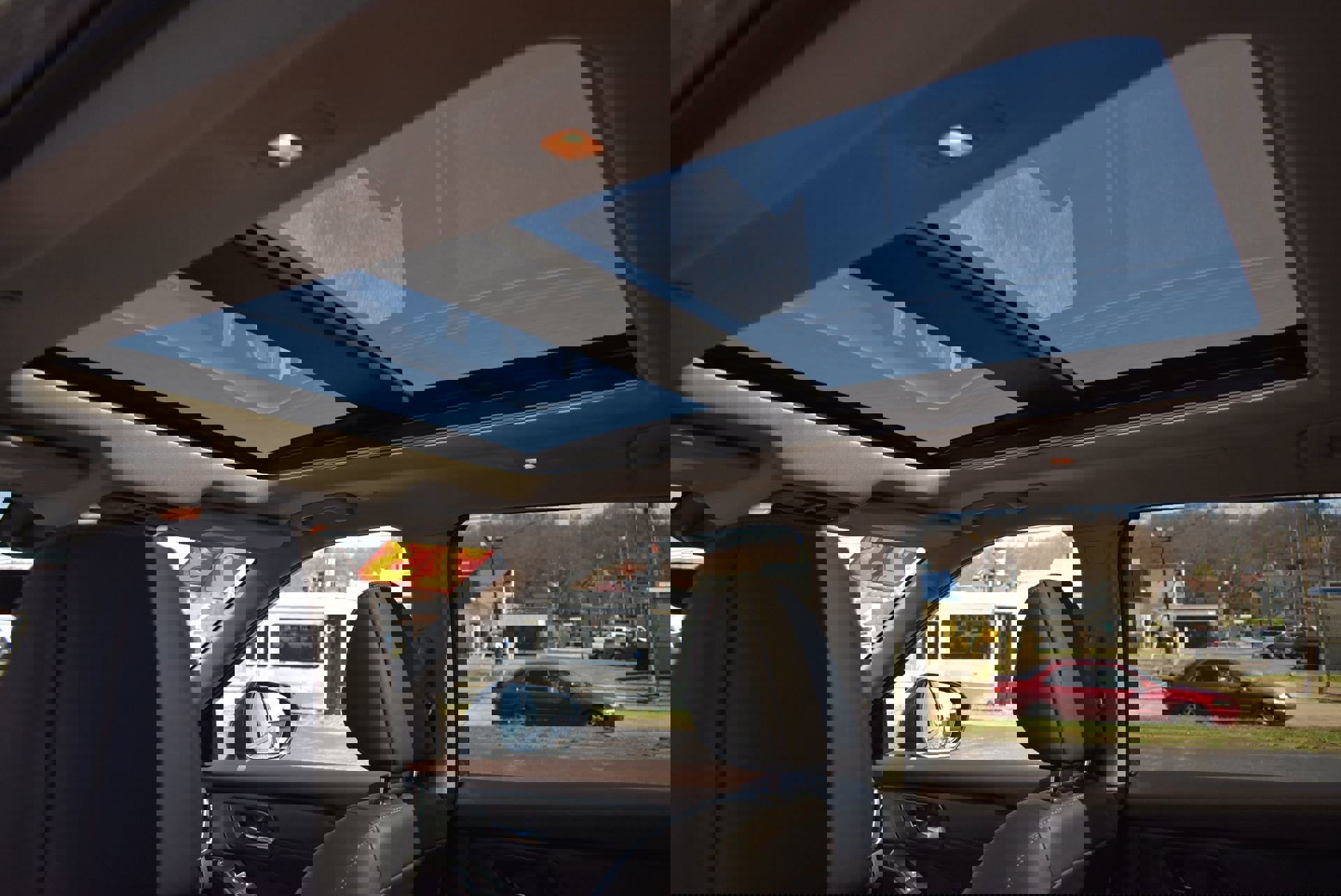 Used 2023 Nissan Rogue SL AWD/4WD image 19