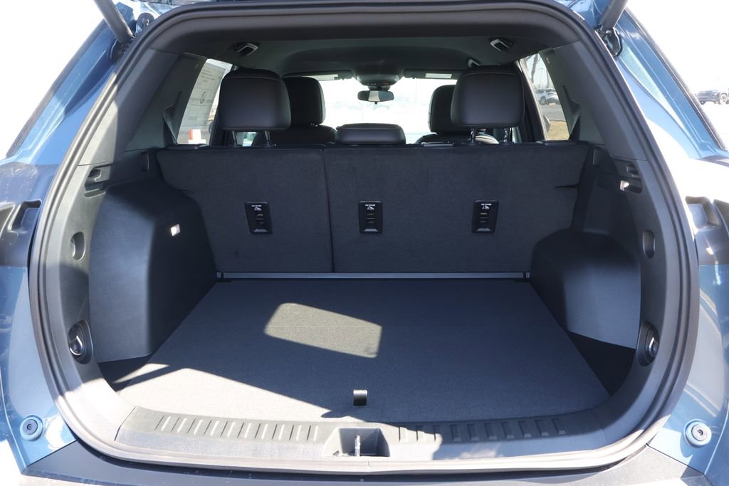 New 2026 Chevrolet Equinox LT w/ Convenience Package II image 44