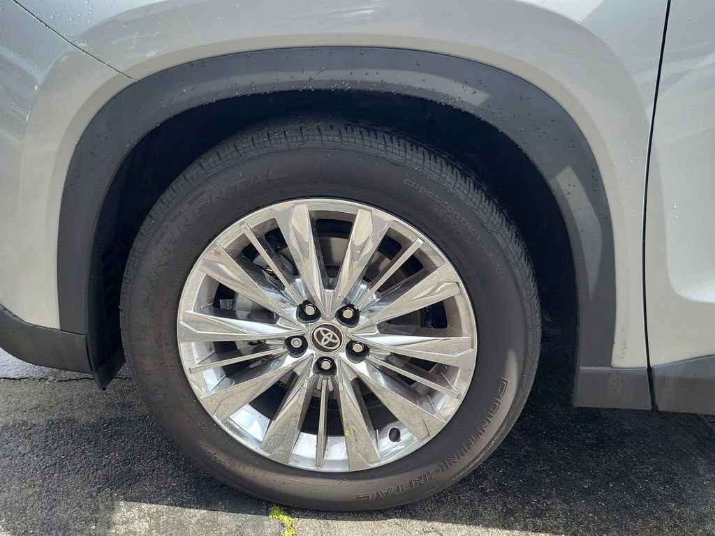 Used 2024 Toyota Grand Highlander Platinum image 27