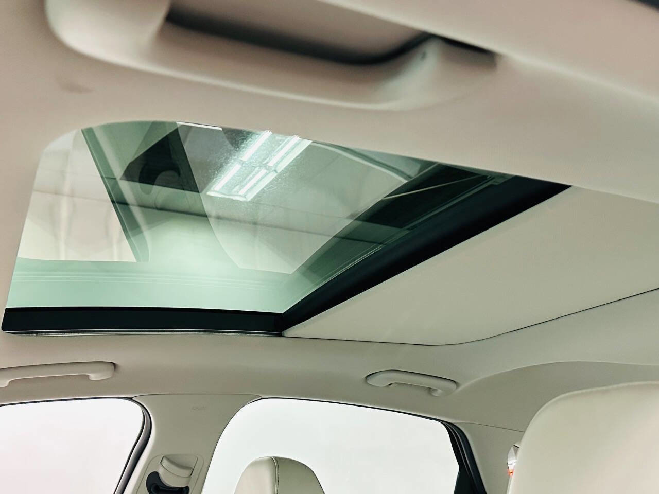 Used 2022 Hyundai Sonata Limited image 22