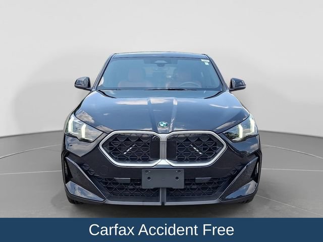 Used 2025 BMW X2 xDrive28i w/ Premium Package AWD/4WD image 3