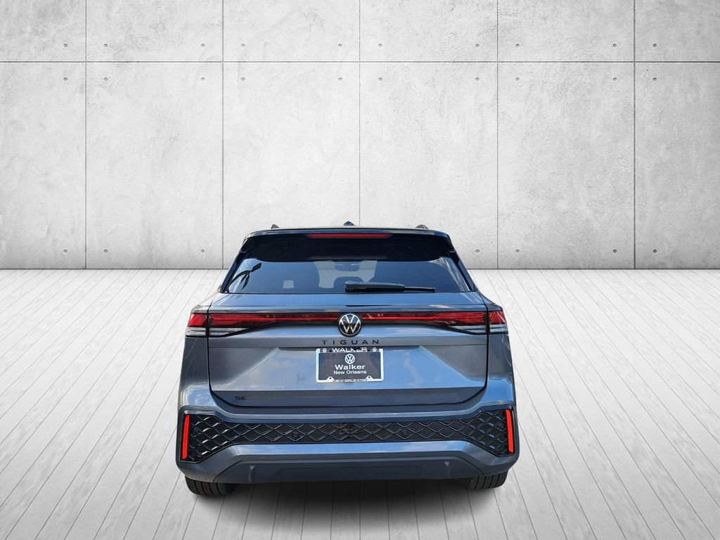 New 2026 Volkswagen Tiguan SE R-Line FWD image 6