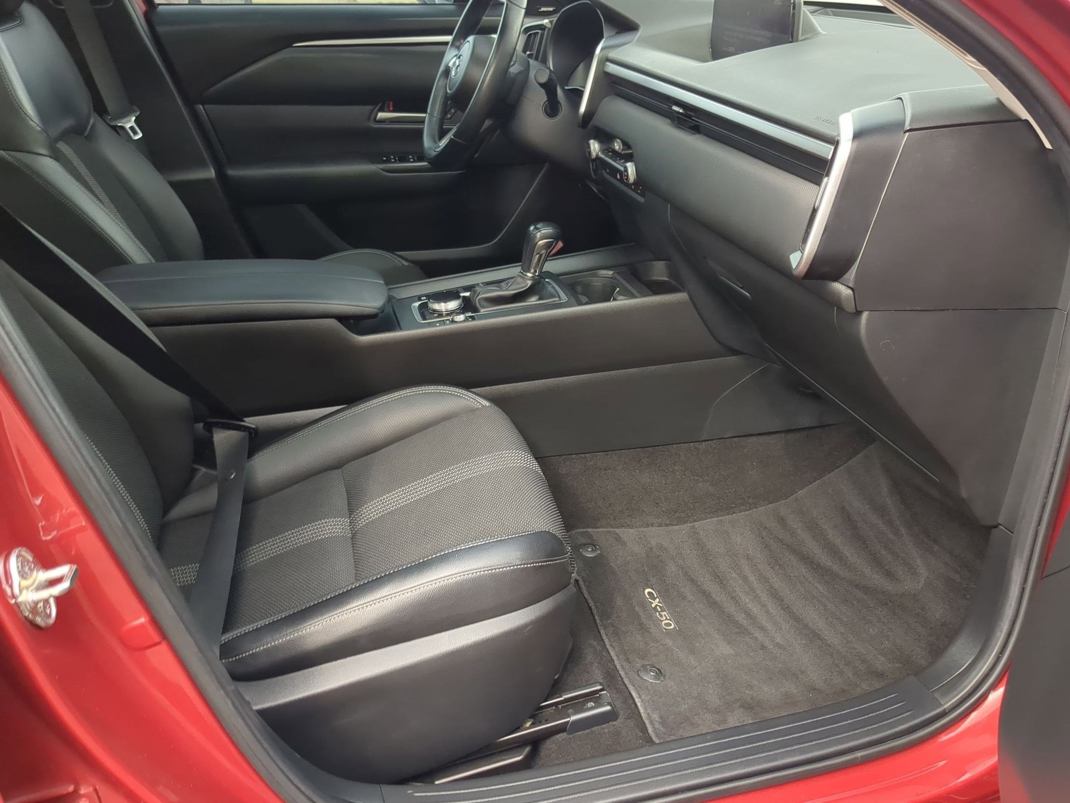 Used 2024 MAZDA CX-50 AWD 2.5 S w/ Premium Package image 25