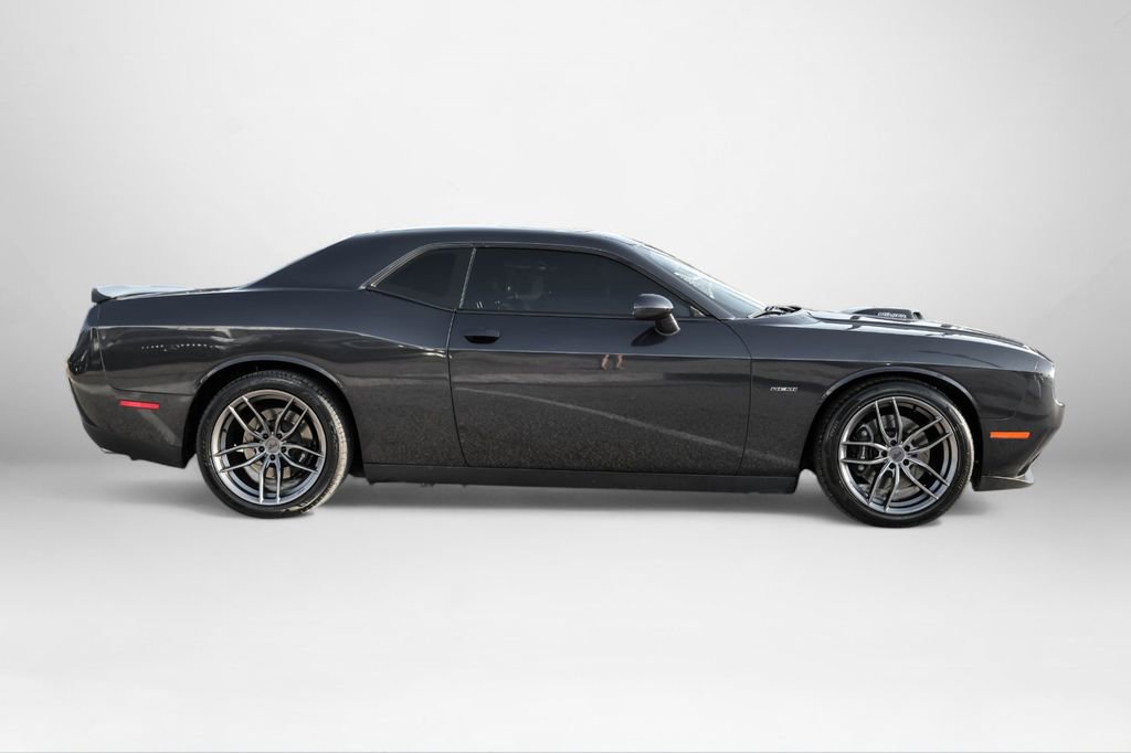 Used 2018 Dodge Challenger R/T Plus image 5
