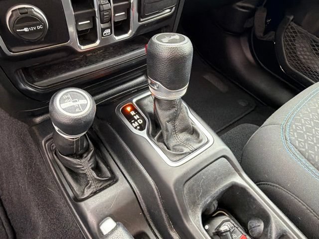 Used 2021 Jeep Wrangler Unlimited Sport AWD/4WD image 19