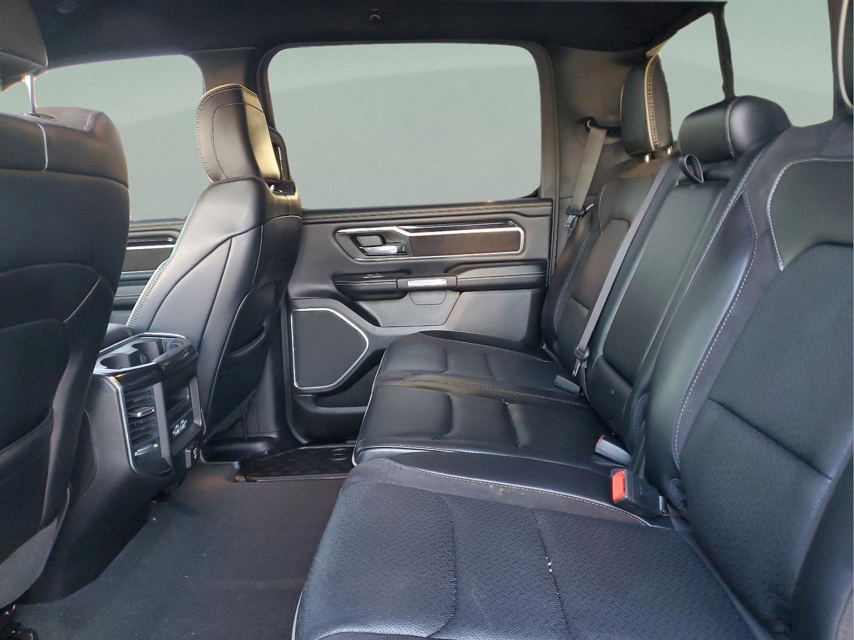 Certified 2022 RAM 1500 Laramie RWD image 6