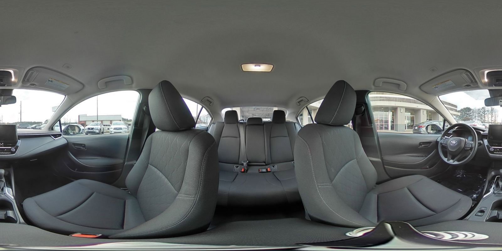 Used 2025 Toyota Corolla LE image 46