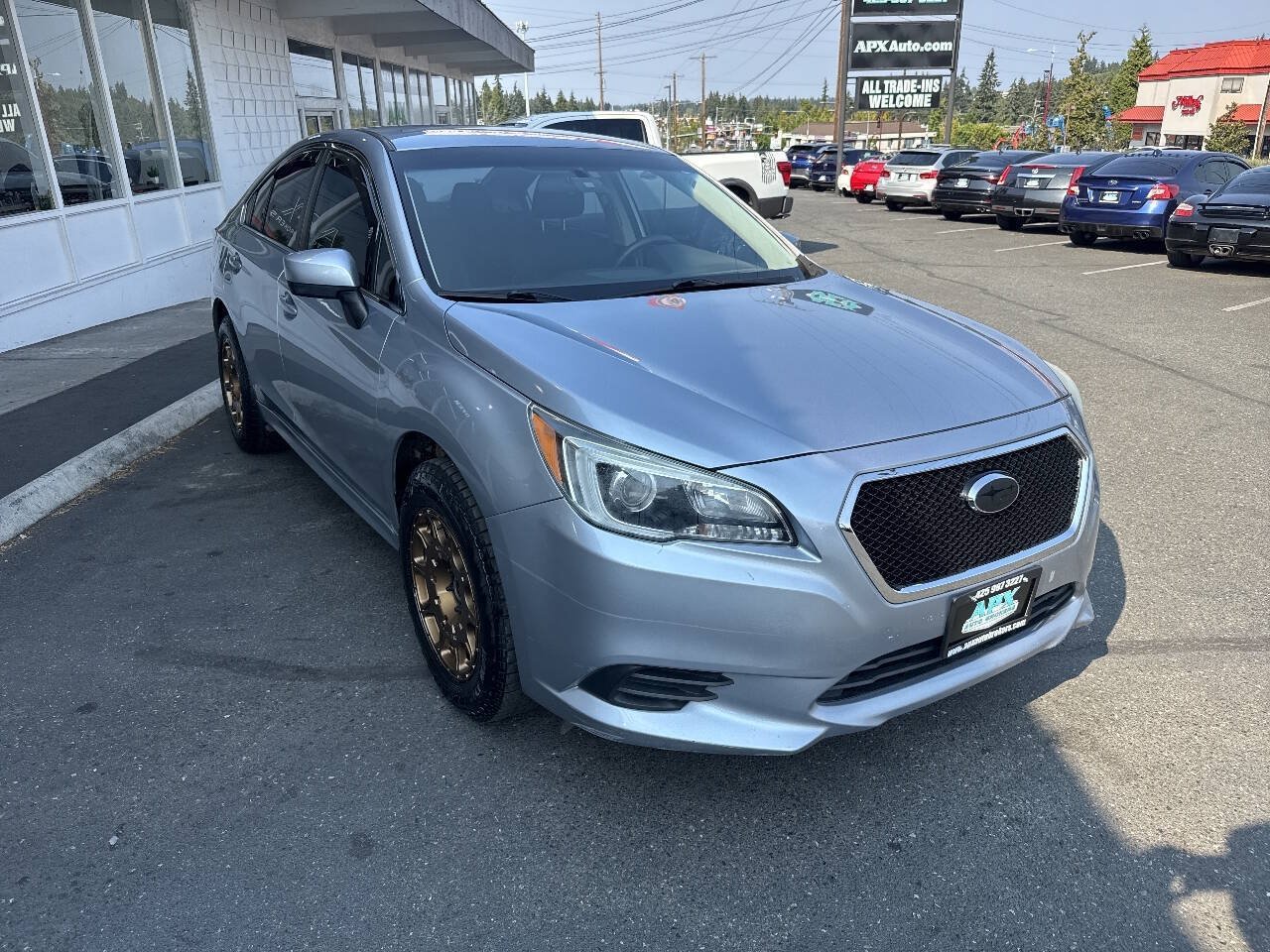 Used 2015 Subaru Legacy 2.5i Premium AWD/4WD image 9