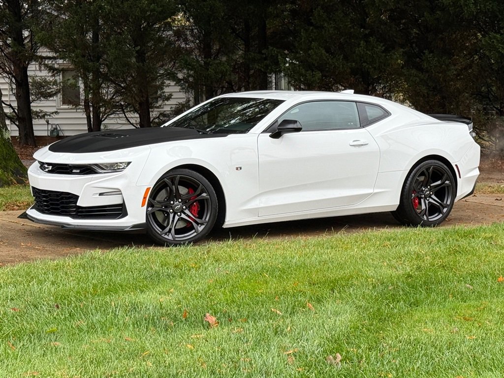 Used 2022 Chevrolet Camaro SS image 8
