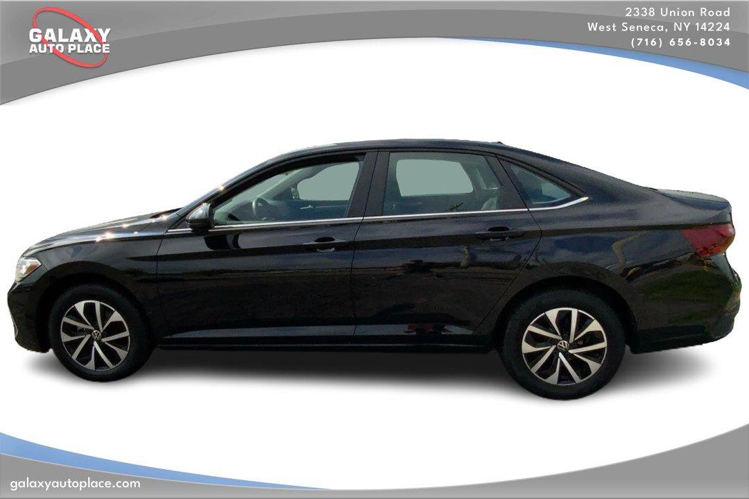 Used 2024 Volkswagen Jetta S FWD image 8