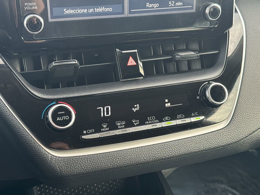 Used 2020 Toyota Corolla LE FWD image 23