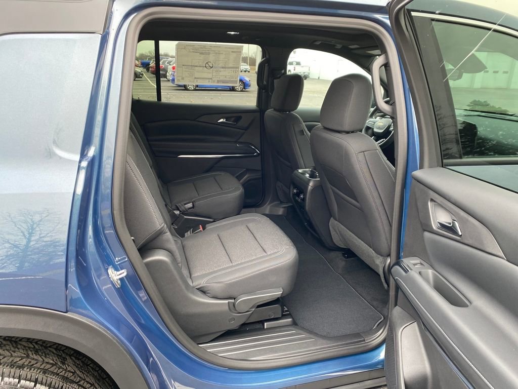 New 2026 Chevrolet Traverse LT w/ Sun and Wheel Package image 15