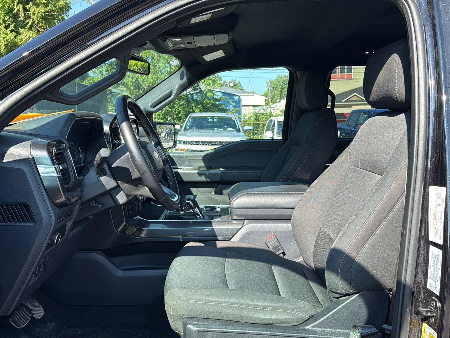 Used 2023 Ford F150 XLT AWD/4WD image 9