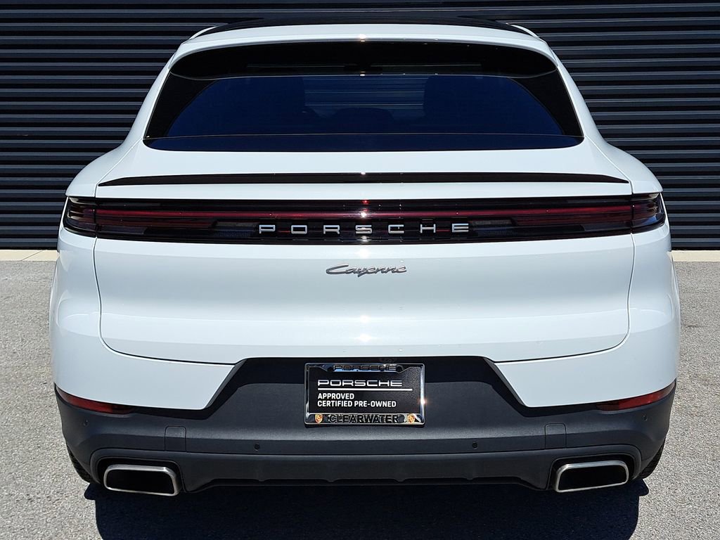 Certified 2025 Porsche Cayenne Coupe image 6