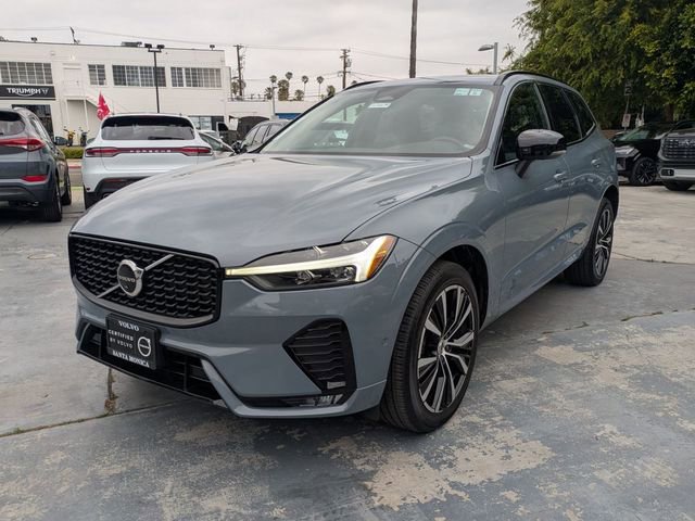 Certified 2023 Volvo XC60 B5 Plus w/ Protection Package Premier AWD/4WD image 7