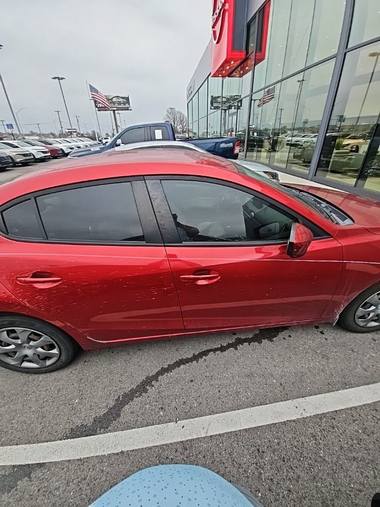 Used 2015 MAZDA MAZDA3 i Sport image 4