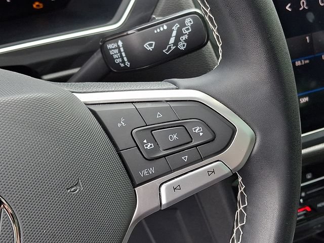 Used 2022 Volkswagen Tiguan SE AWD/4WD image 22