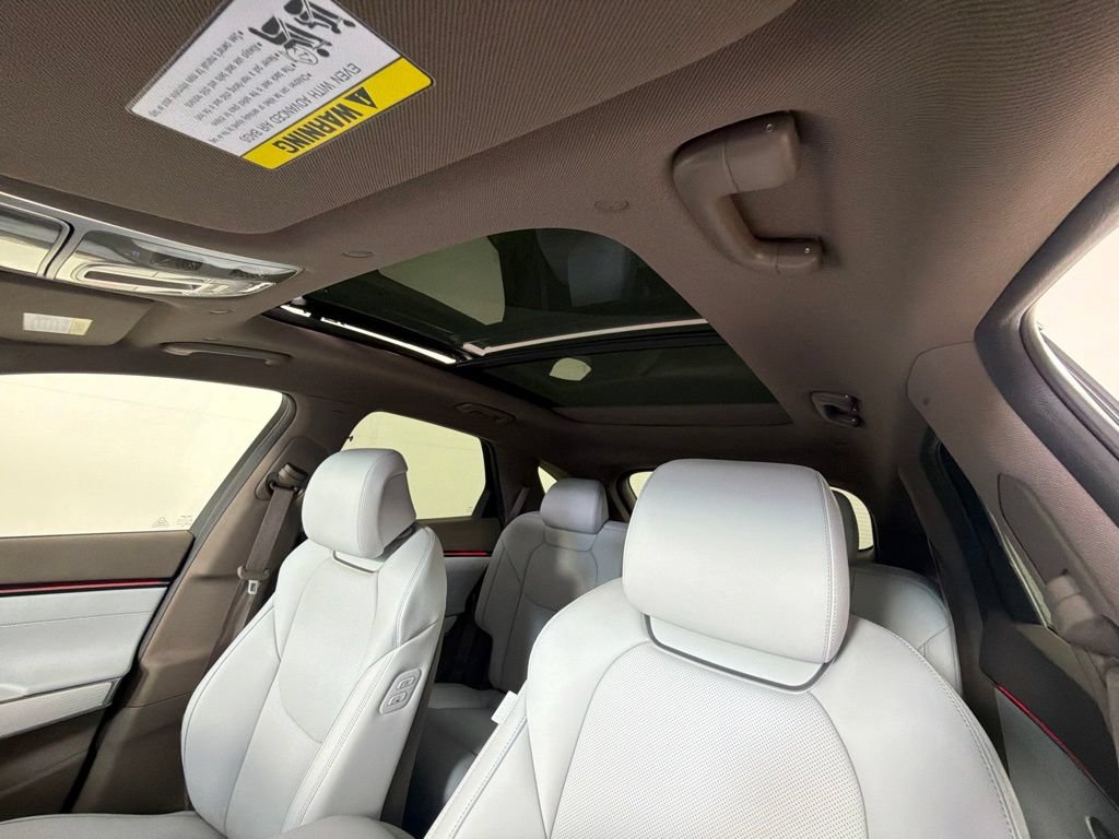 New 2027 Genesis GV70 2.5T Advanced AWD/4WD image 22