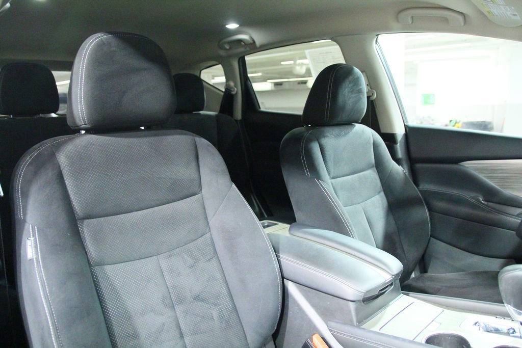 Used 2016 Nissan Murano S AWD/4WD image 21