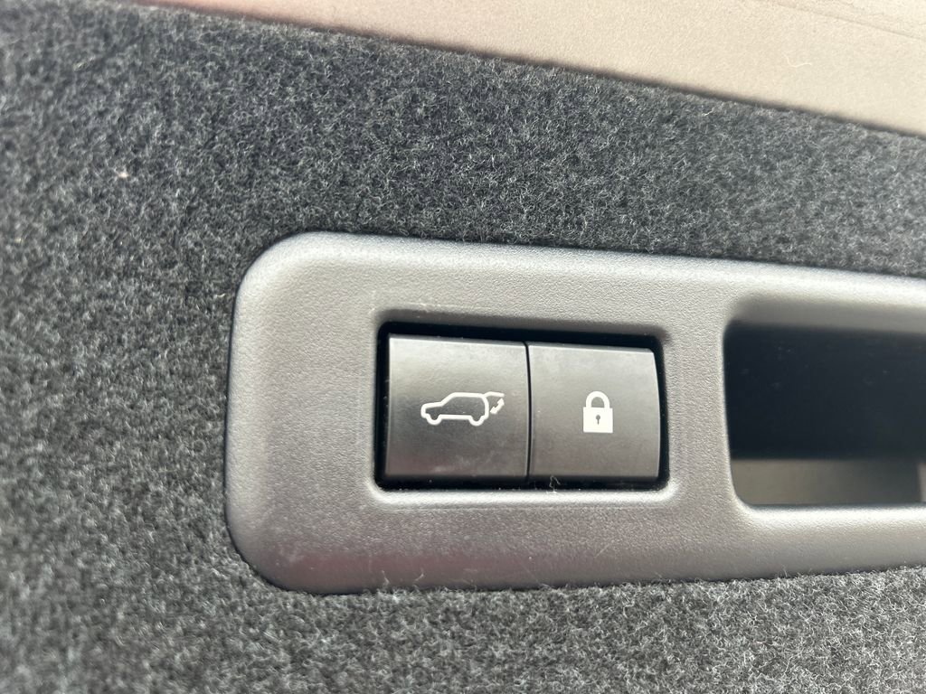 Used 2020 Lexus RX 350L FWD w/ Premium Package image 40