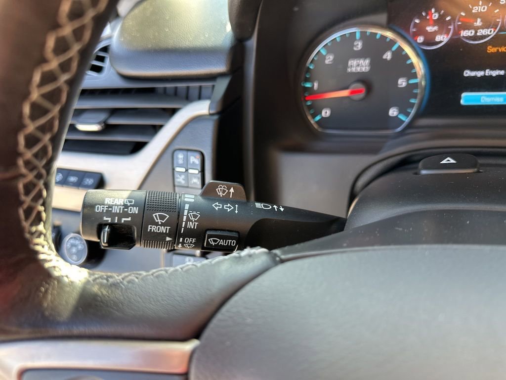 Used 2018 GMC Yukon Denali w/ Open Road Package image 32