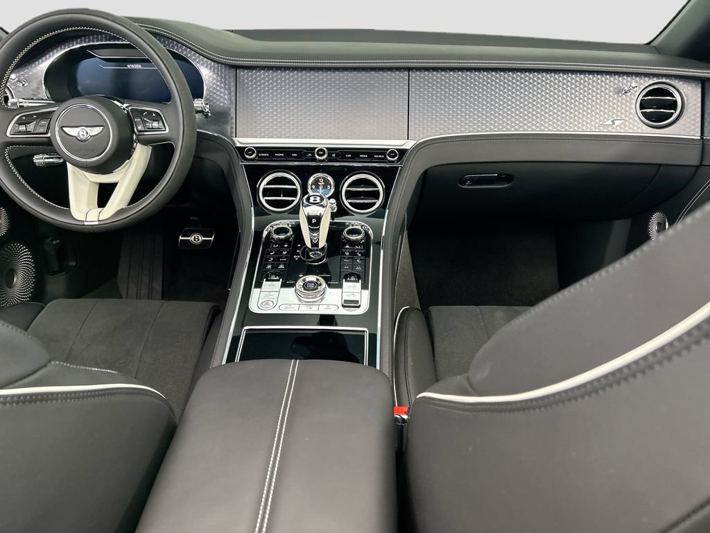 Used 2024 Bentley Continental GT AWD/4WD image 21