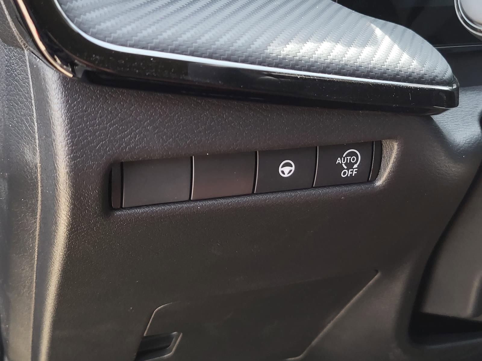 New 2026 Nissan Kicks SR FWD image 20
