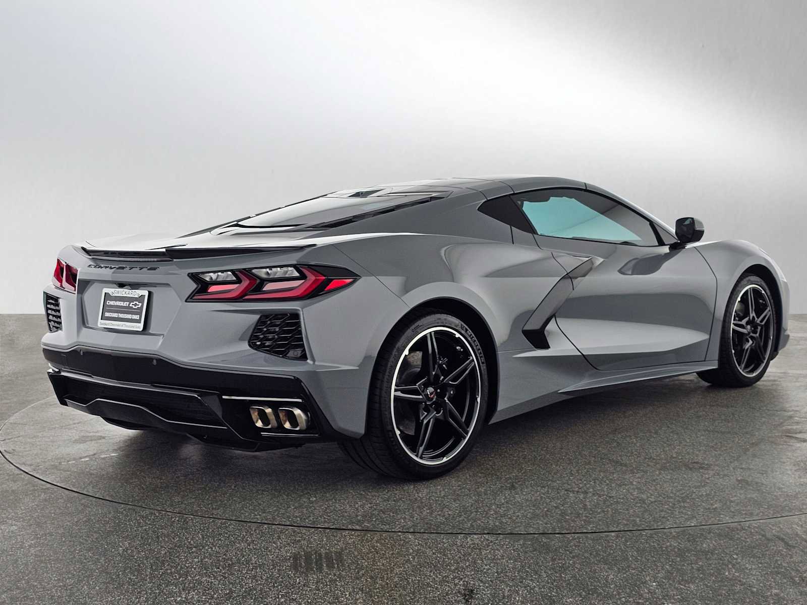 Used 2025 Chevrolet Corvette Stingray Coupe w/ 1LT RWD image 3