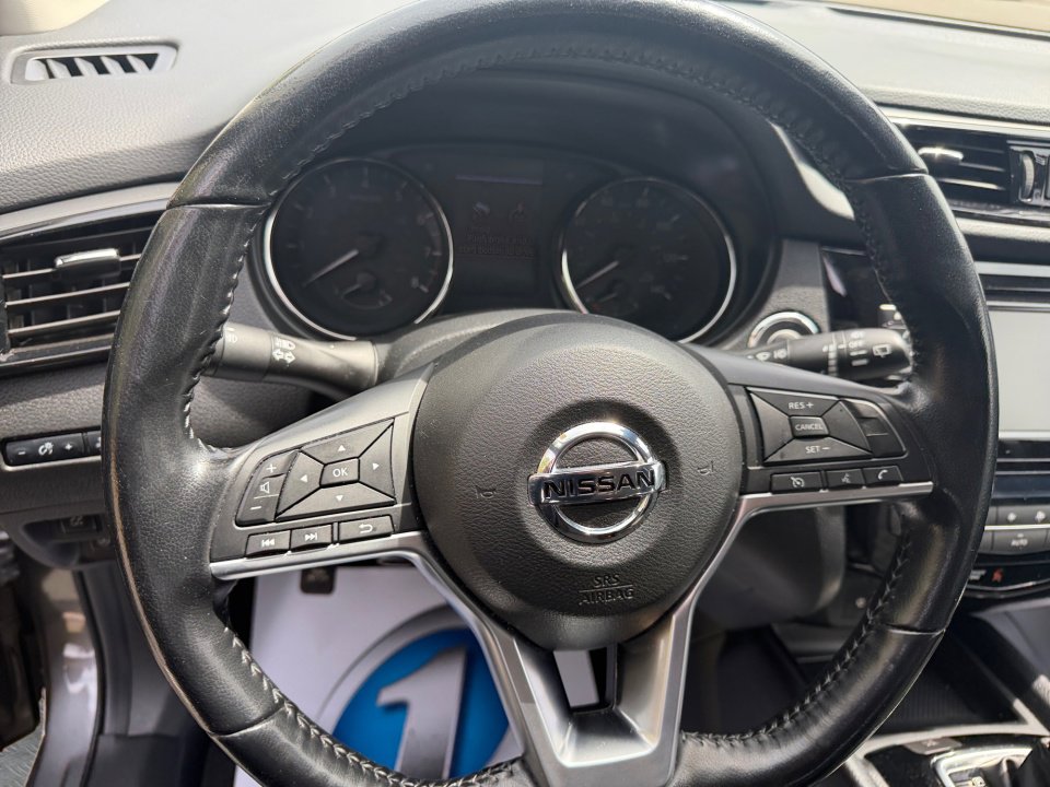 Used 2021 Nissan Rogue Sport SV AWD/4WD image 13