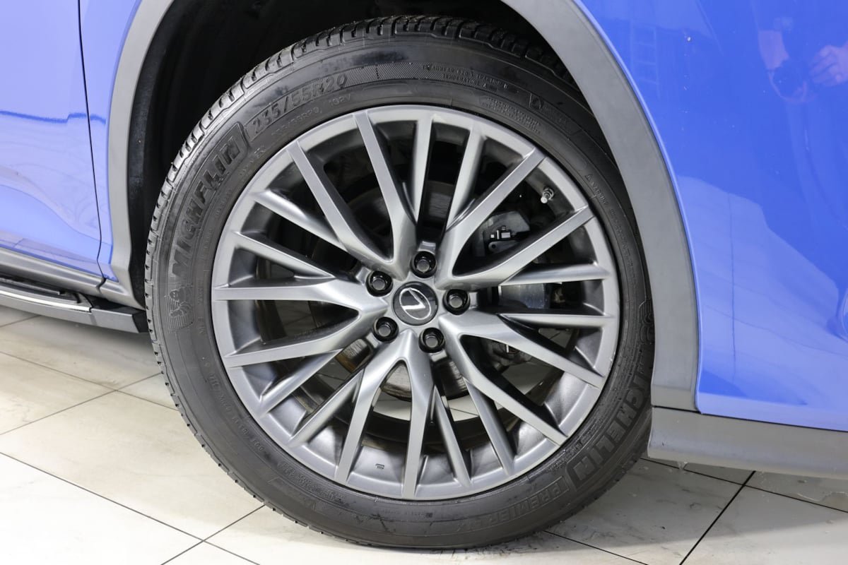Used 2022 Lexus RX 450h F Sport w/ Cold Area Package (CT) AWD/4WD image 14