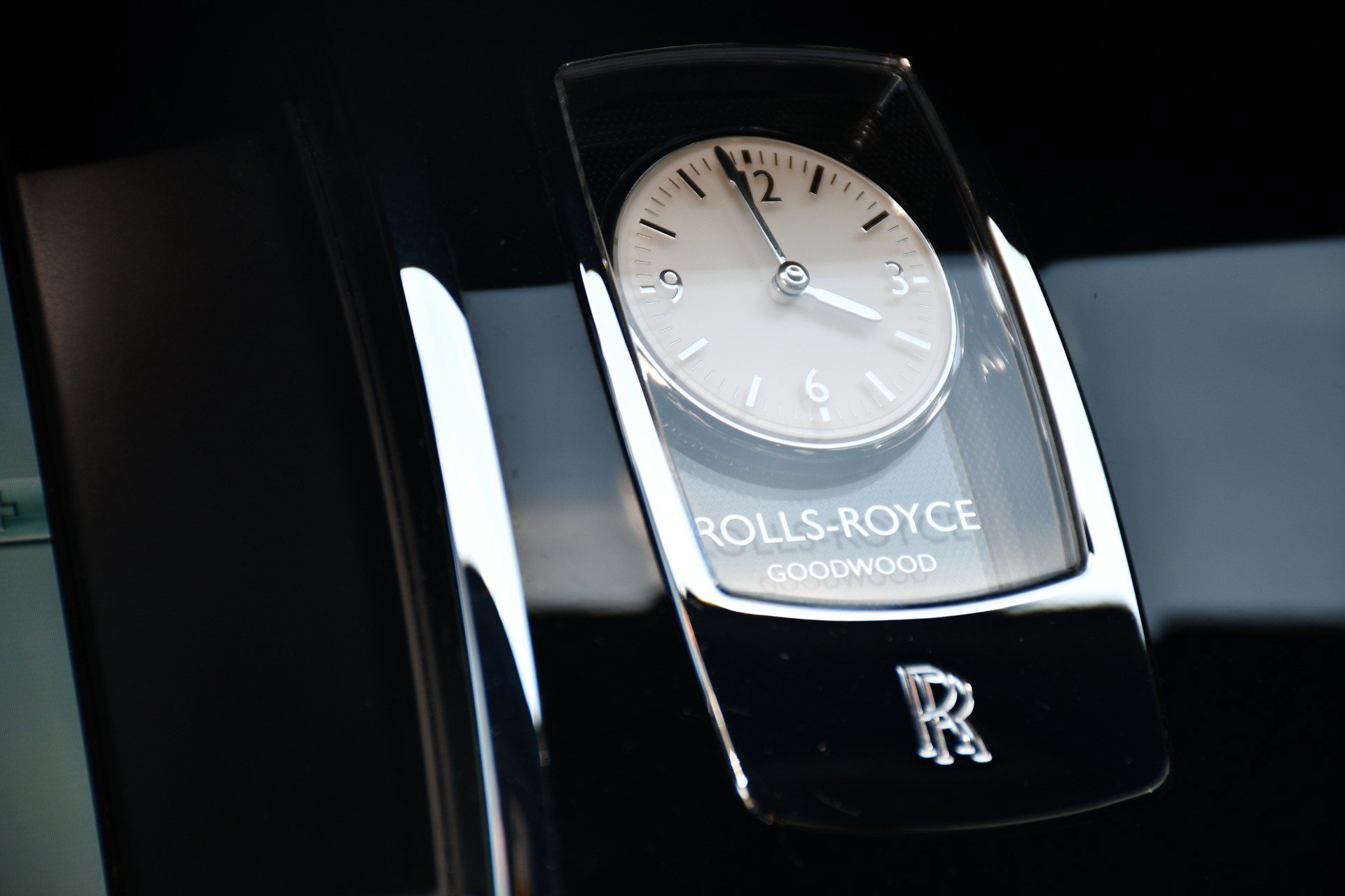 Used 2015 Rolls-Royce Ghost RWD image 6