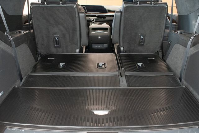 Used 2023 Cadillac Escalade Sport Platinum w/ Heavy-Duty Trailer Package AWD/4WD image 15
