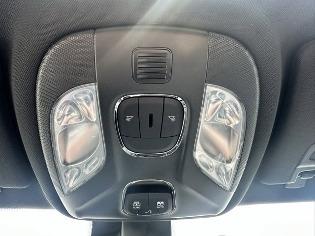 New 2024 Jeep Compass Limited w/ High Altitude Package image 32