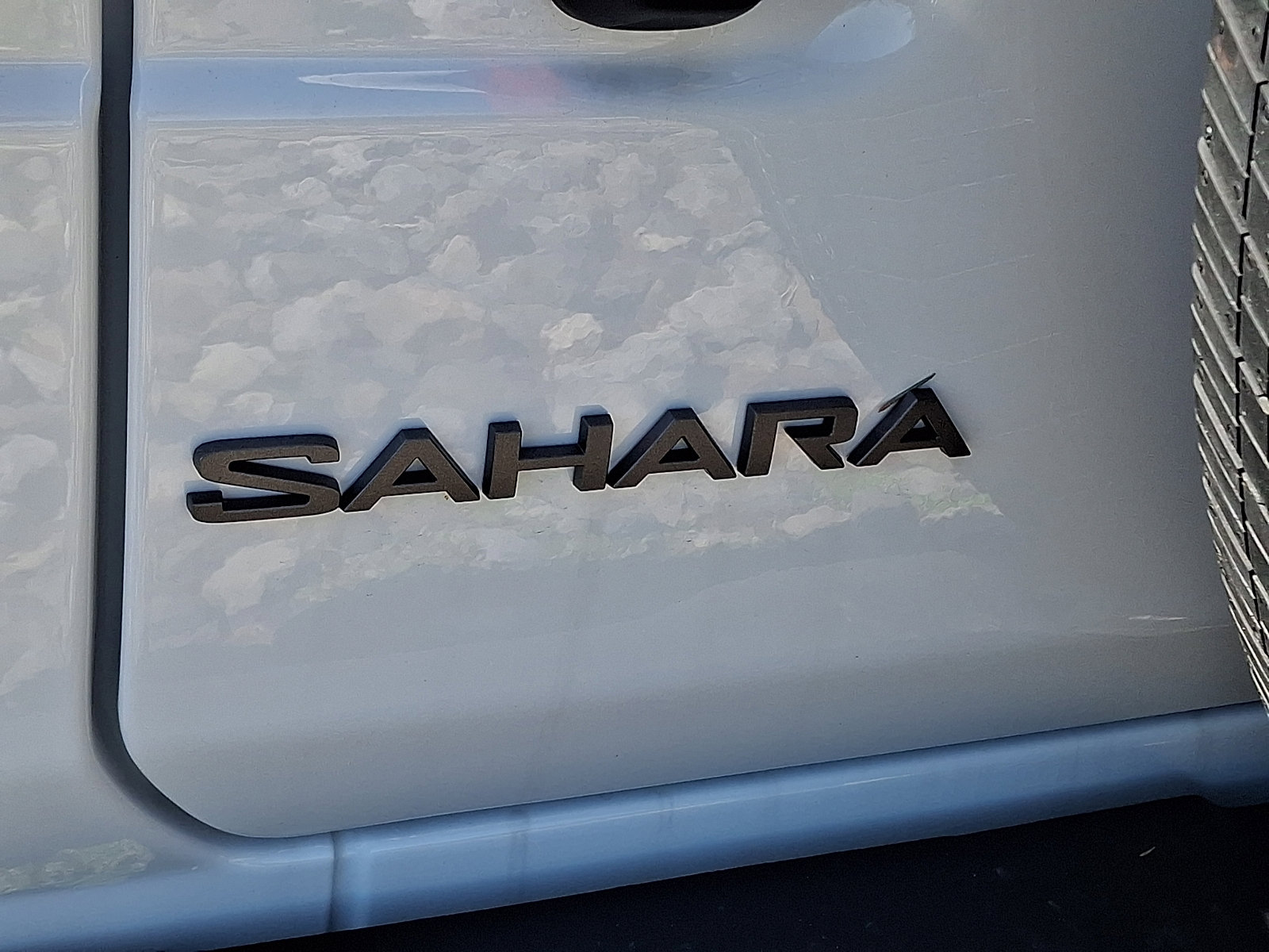 Used 2026 Jeep Wrangler Sahara AWD/4WD image 28