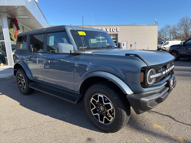 New 2025 Ford Bronco Outer Banks