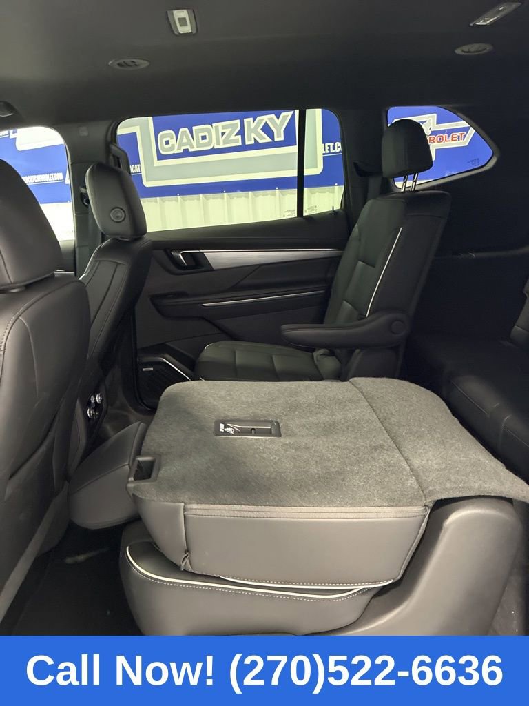 Used 2025 Buick Enclave Preferred image 38