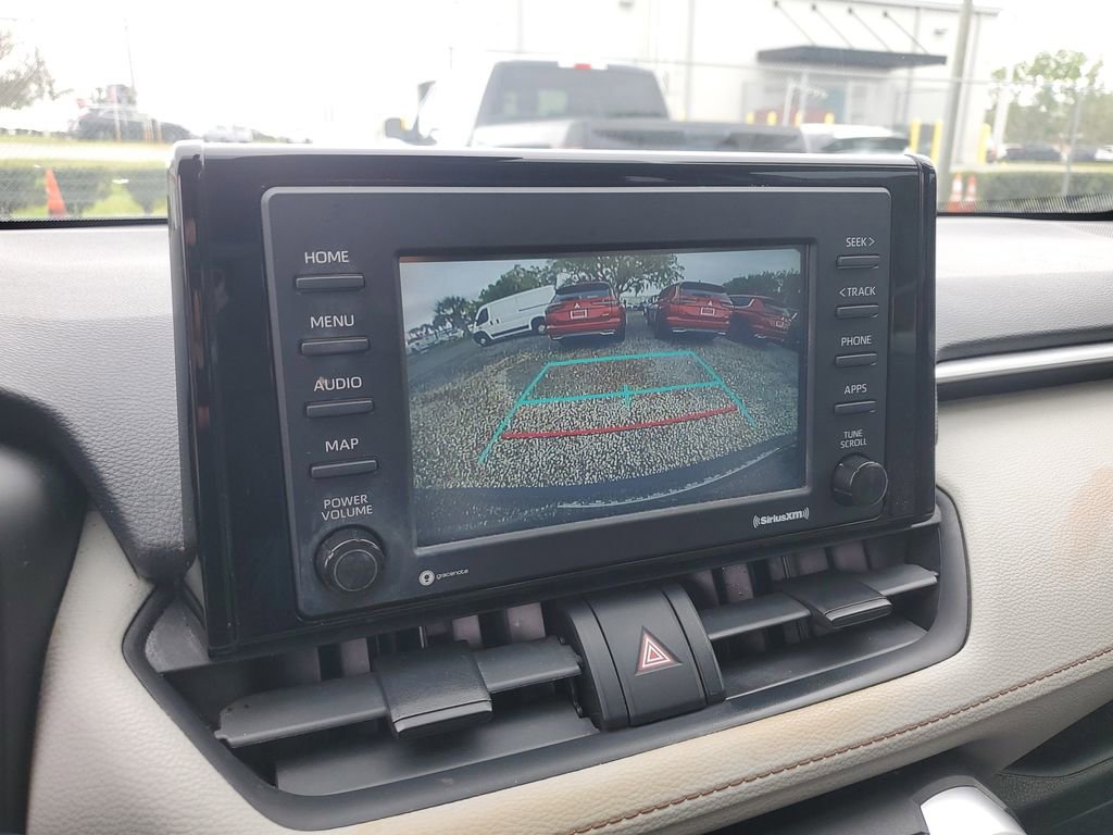 Used 2021 Toyota RAV4 XLE w/ Convenience Package image 27