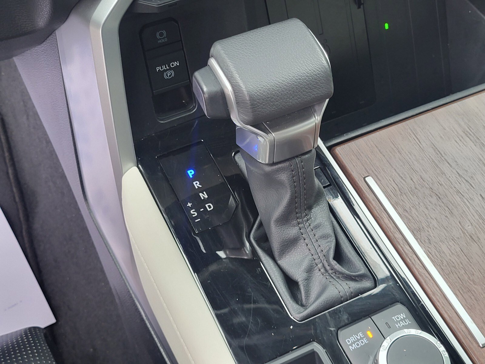 Used 2024 Toyota Sequoia Capstone image 26