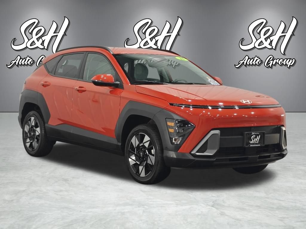 Used 2025 Hyundai Kona SEL AWD/4WD image 2