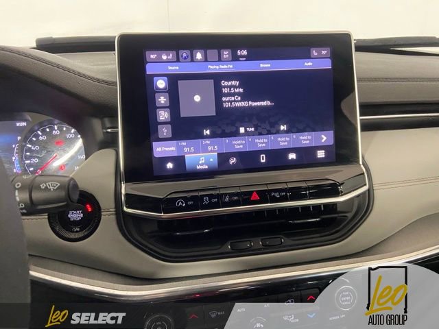 Used 2023 Jeep Compass Limited AWD/4WD image 22