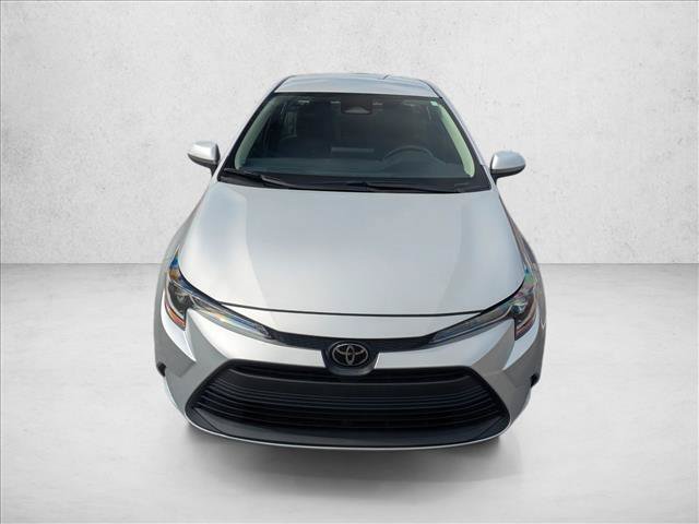 Used 2024 Toyota Corolla LE FWD image 2