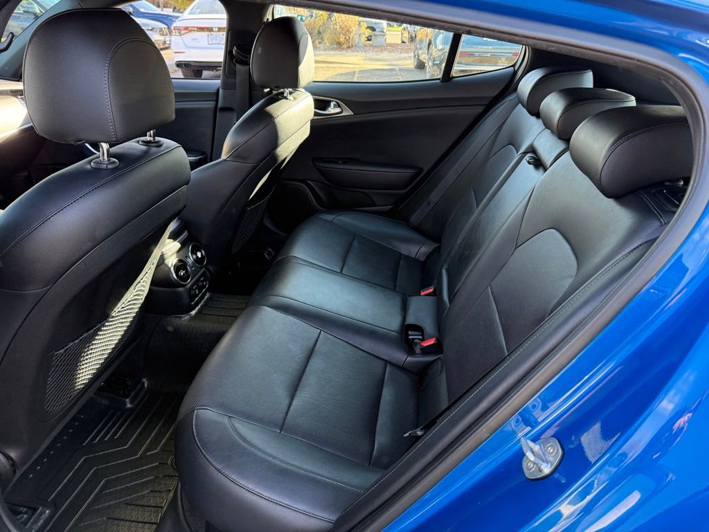 Used 2018 Kia Stinger GT image 15