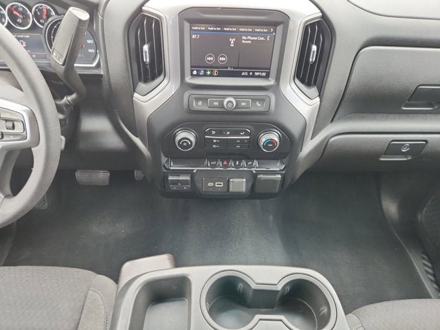 Used 2022 Chevrolet Silverado 2500 Custom w/ Custom Value Package AWD/4WD image 11