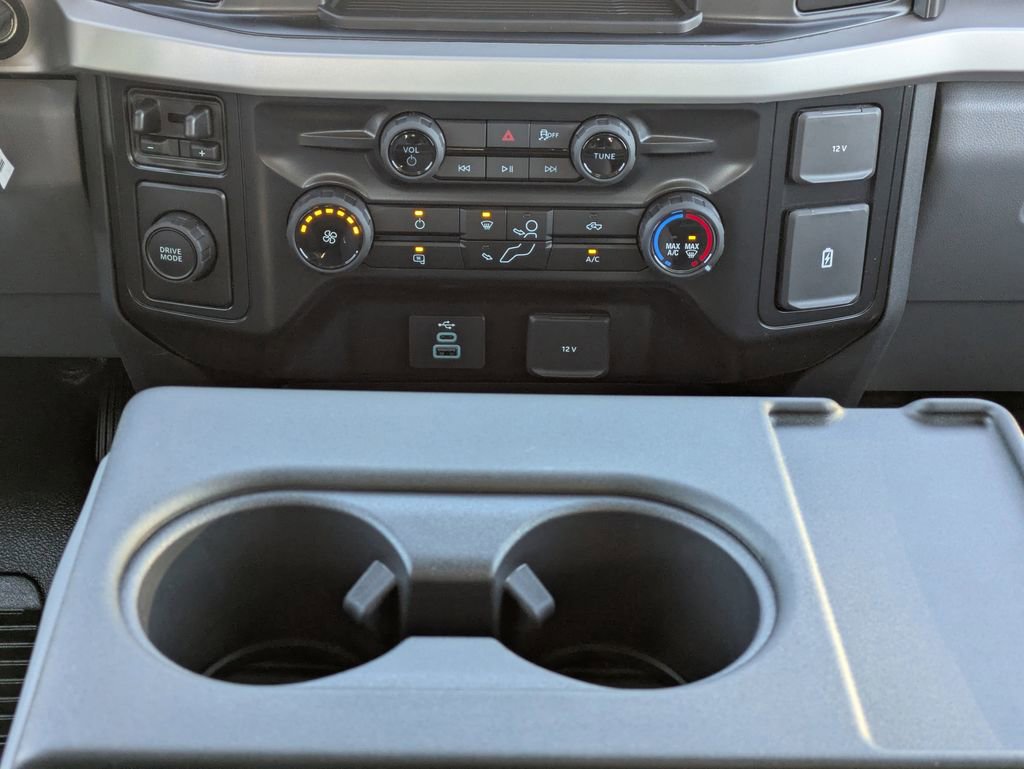New 2026 Ford F250 XL image 18