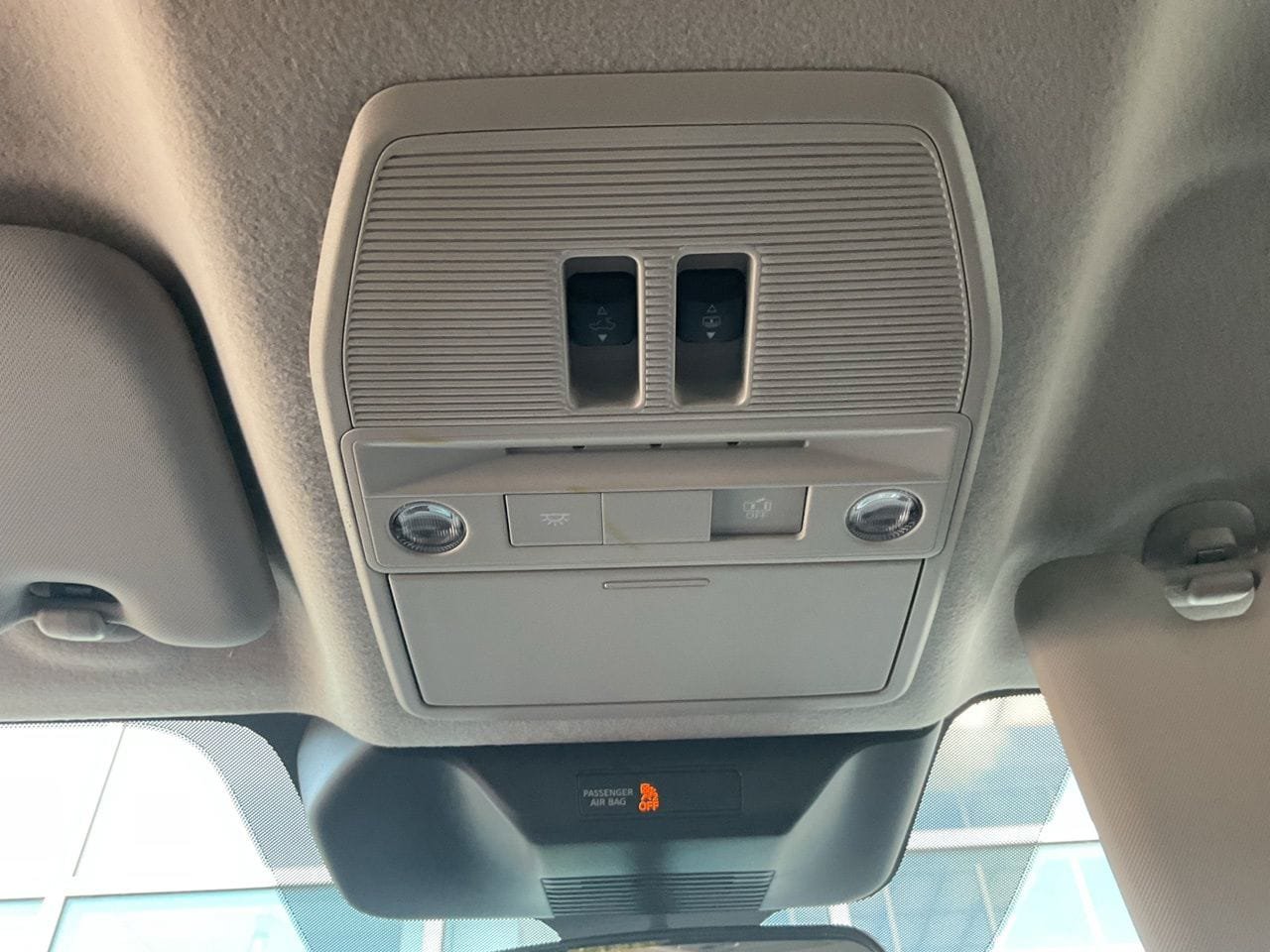 New 2027 Nissan Kicks SR FWD image 17