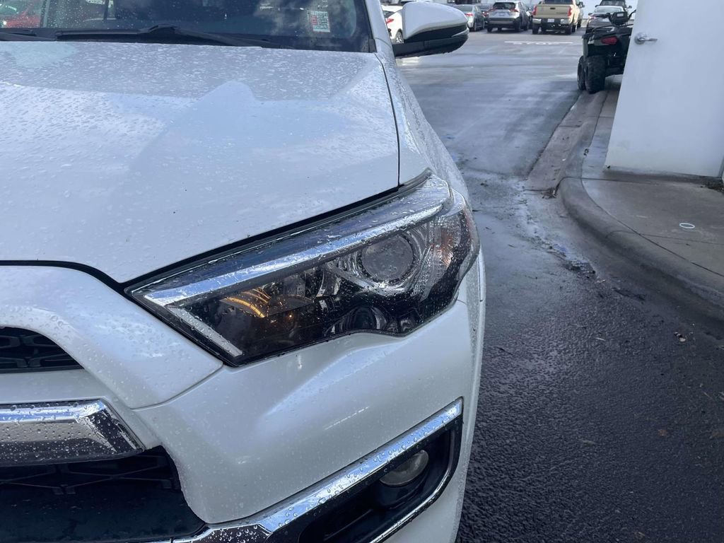 Used 2018 Toyota 4Runner Limited image 13