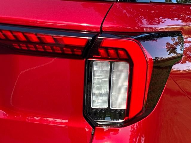 Used 2025 Ford Explorer ST-Line w/ Premium Package RWD image 14