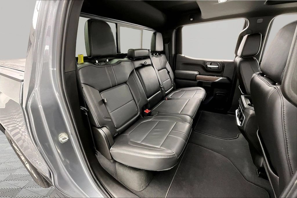 Used 2021 Chevrolet Silverado 1500 High Country w/ Technology Package AWD/4WD image 28