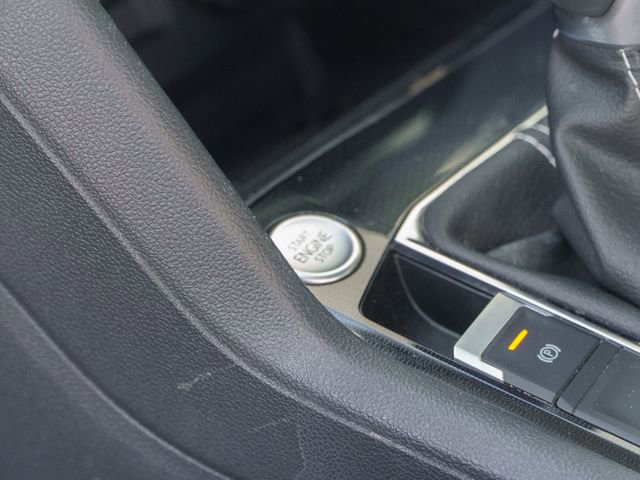 Used 2025 Volkswagen Taos SEL w/ Black Wheel Plus Package image 28