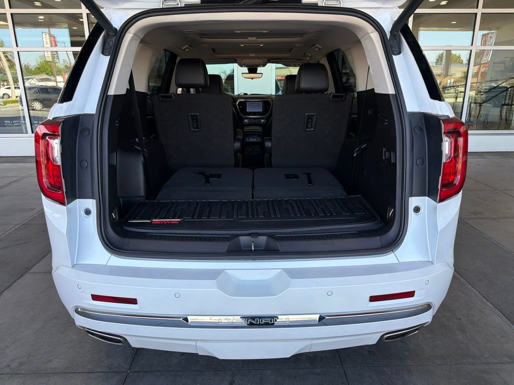 Used 2021 GMC Acadia Denali w/ Denali Ultimate Package AWD/4WD image 14